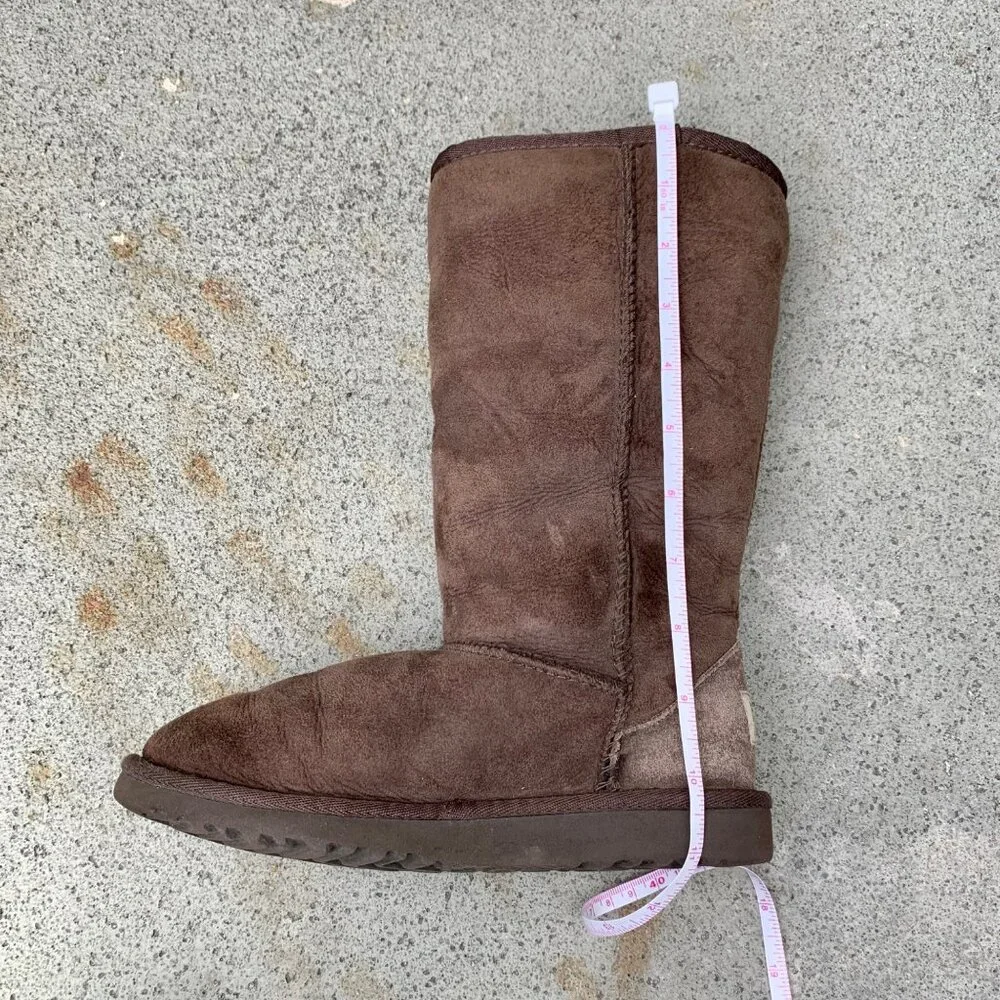 UGG AUSTRALIA Classic Tall Shearling Boots Kids 3 Euro 33 11